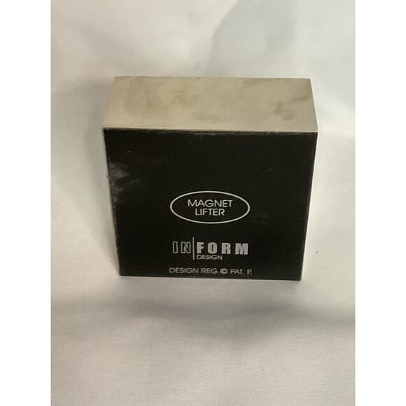 MAGNETIC MULTICOLOR Stainless Steel GLOBE JIGSAW PUZZLE Desk World Paper Weight - Picture 11 of 11